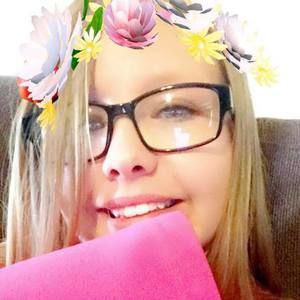 Meet your Posher, Ellen